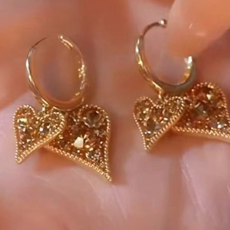📢📢50% OFF !! ⏰Elegant Sparkling Heart Hoop Earrings-9